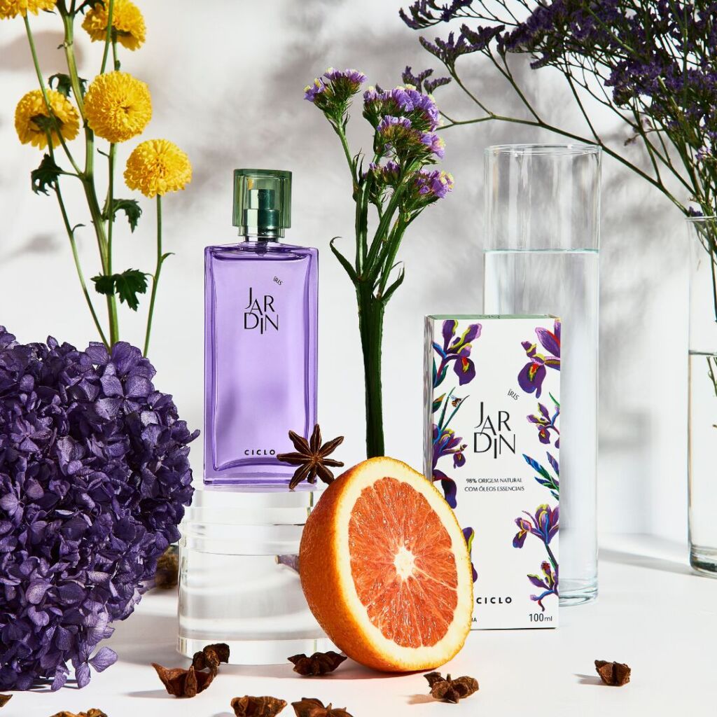 Perfume de íris: perfumes com a nota de íris para acrescentar à wishlist 8 Perfume com íris Ciclo Cosméticos